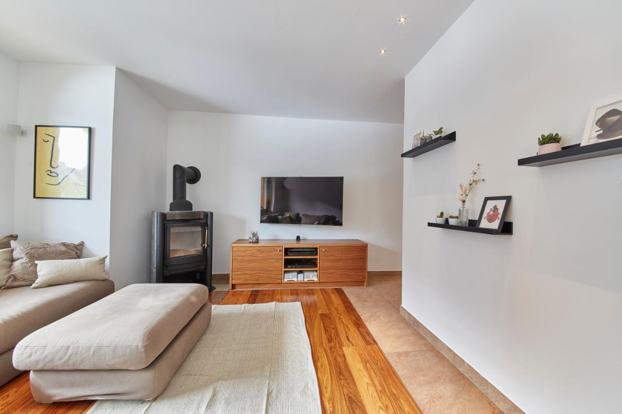 Marys Penthouse Apartment *